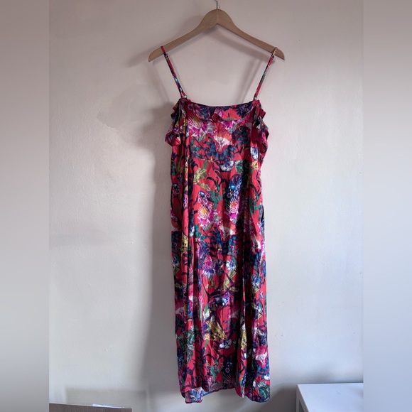 H&M NWT Red Floral Button-Front Midi Dress size 14 - Picture 7 of 7